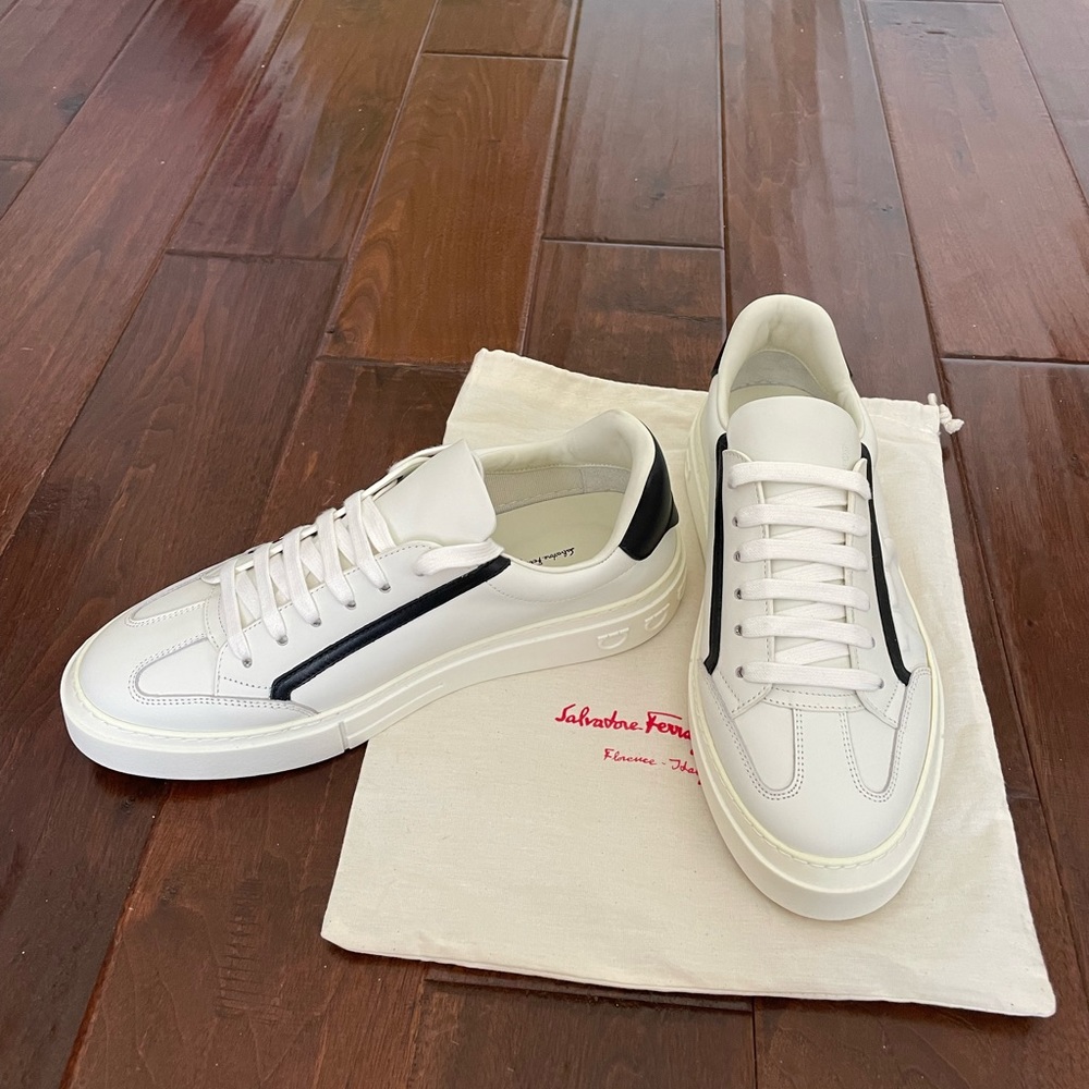 Salvatore Ferragamo White Leather Shoe